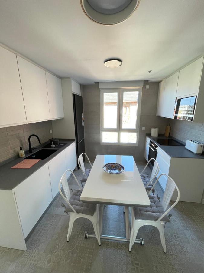 Apartamento Recien Reformado En Somo Junto Iglesia ภายนอก รูปภาพ